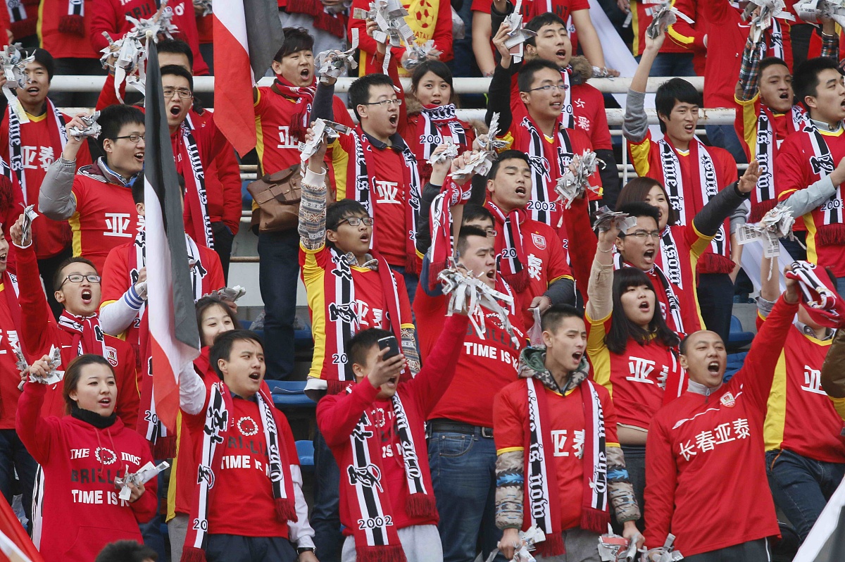 国际足联世俱杯-关于拜仁慕尼黑客场告捷，稳定领跑榜首的信息